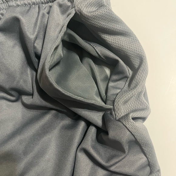 Nike Youth Medium Athletic Shorts - Picture 2 of 6